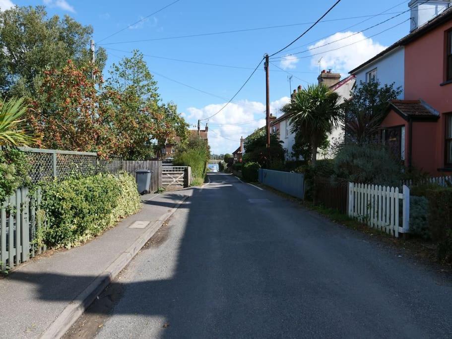 Rockhopper Cottage, Waldringfield Woodbridge Eksteriør bilde