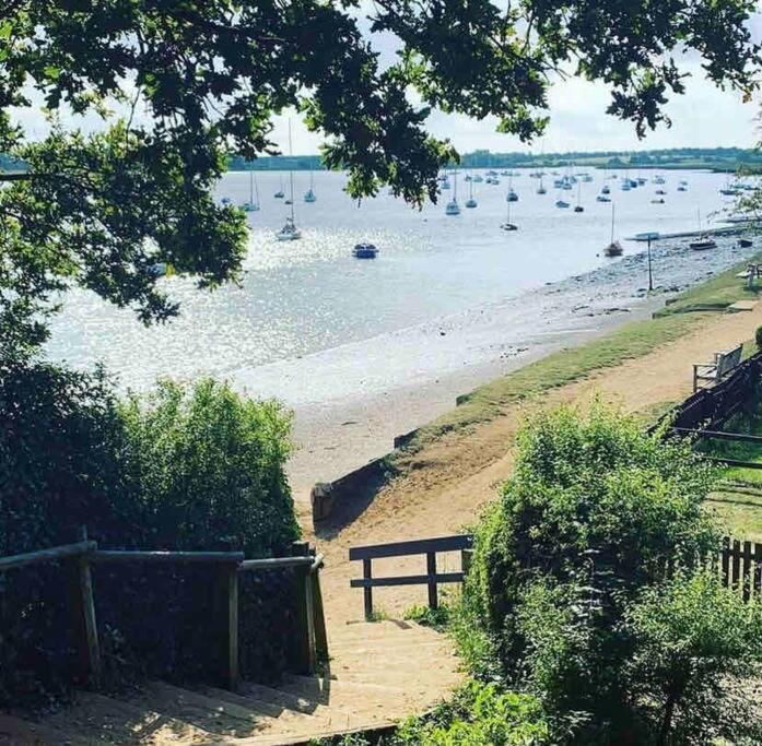 Rockhopper Cottage, Waldringfield Woodbridge Eksteriør bilde